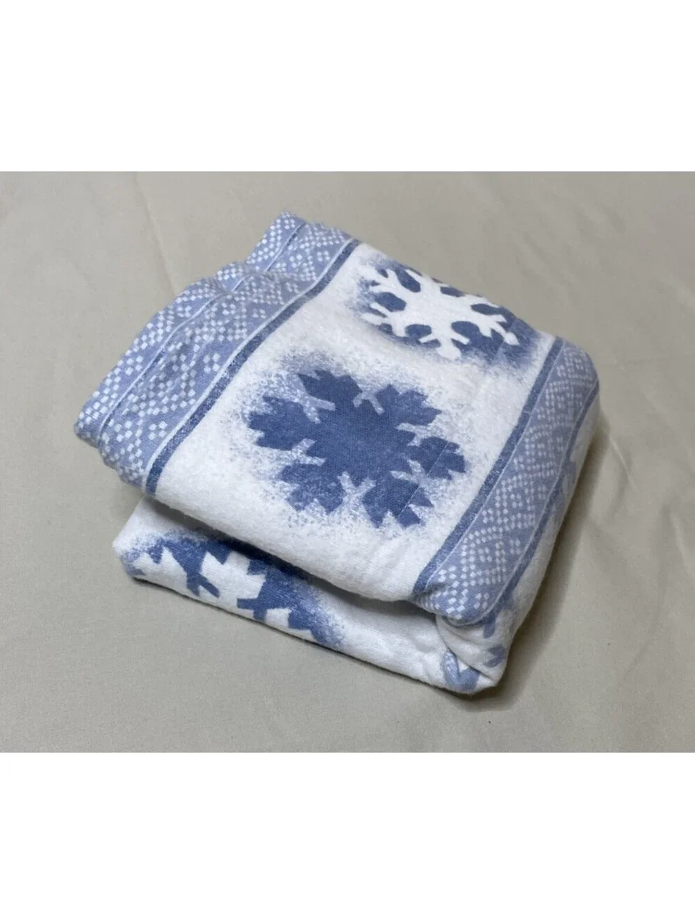 West Point Stevens Snowflake Flannel Pillowcases Standard Vintage USA Made